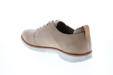 Clarks Trigen Walk Plain Toe Mens Brown Wide Nubuck Oxfords Plain Toe Shoes