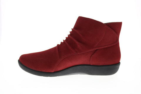 Clarks Sillian Sway 26122559 Womens Red Canvas Strap Chelsea Boots