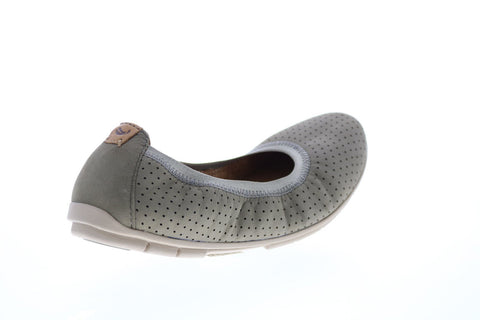 Clarks Un Tract 26124049 Womens Green Leather Slip On Ballet Flats Shoes