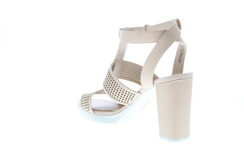 Clarks Pastina Castle 26125064 Womens Beige Leather Strap Strap Heels Shoes