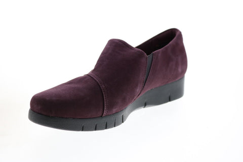 Clarks Daelyn Monarch 26130734 Womens Purple Wide Nubuck Loafer Flats Shoes