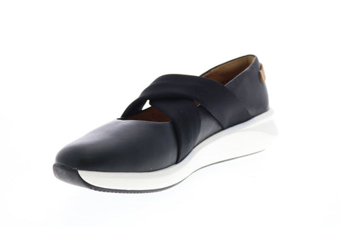 Clarks Un Rio Cross 26141649 Womens Black Leather Slip On Ballet Flats Shoes