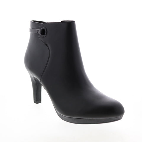 Clarks Adriel Mae 26144417 Womens Black Leather Zipper Ankle & Booties Boots