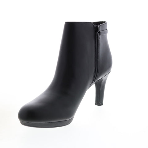 Clarks Adriel Mae 26144417 Womens Black Leather Zipper Ankle & Booties Boots