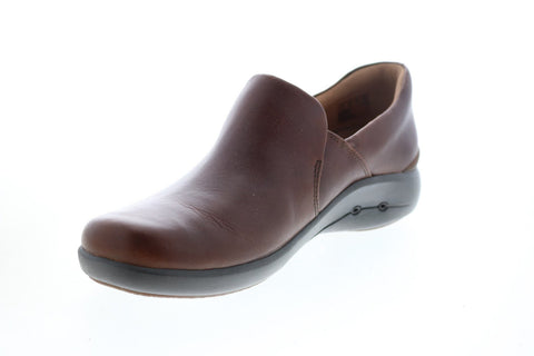 Clarks Un Loop 2 Step 26144579 Womens Brown Leather Loafer Flats Shoes