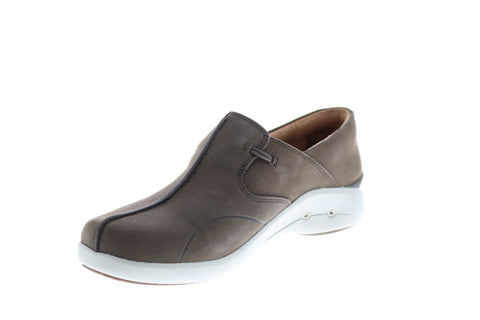 Clarks Un Loop 2 Walk 26144761 Womens Brown Nubuck Loafer Flats Shoes