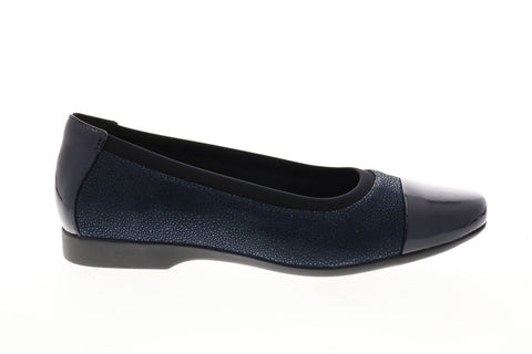Clarks Un Darcey Cap 26144962 Womens Blue Suede Slip On Ballet Flats Shoes