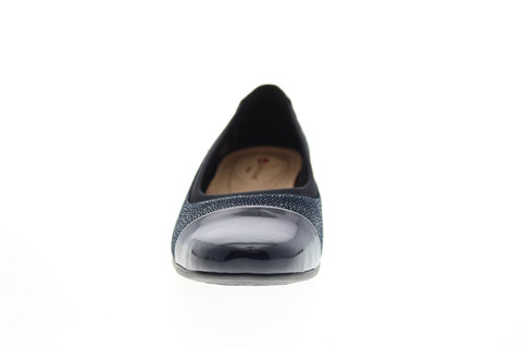 Clarks Un Darcey Cap 26144962 Womens Blue Suede Slip On Ballet Flats Shoes
