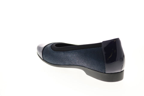 Clarks Un Darcey Cap 26144962 Womens Blue Suede Slip On Ballet Flats Shoes