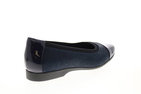 Clarks Un Darcey Cap 26144962 Womens Blue Suede Slip On Ballet Flats Shoes