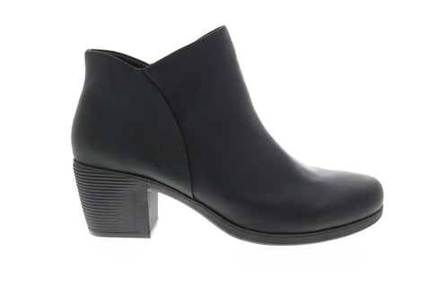 Clarks Un Lindel Zip 26145612 Womens Black Leather Ankle & Booties Boots