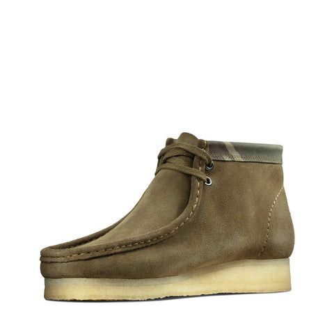 Clarks Wallabee Boot 26146168 Mens Green Suede Lace Up Chukkas Boots