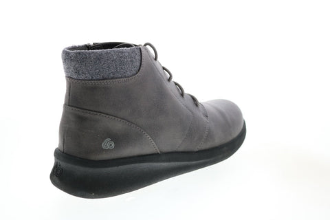Clarks Sillian2.0 Way 26146974 Womens Gray Canvas Lace Up Chukkas Boots