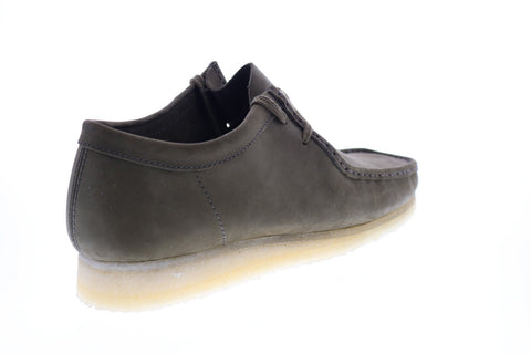 Clarks Wallabee 26147295 Mens Green Nubuck Lace Up Chukkas Boots