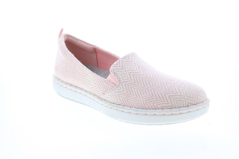 Clarks Step Glow Slip 26147502 Womens Pink Canvas Lifestyle Sneakers Shoes