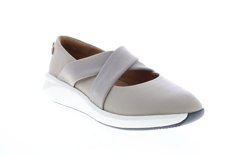 Clarks Un Rio Cross 26147604 Womens Gray Leather Slip On Loafer Flats Shoes