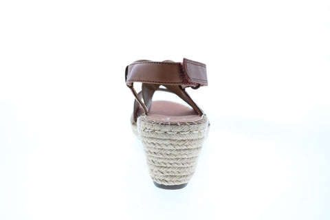 Clarks Petrina Bay 26147995 Womens Brown Leather Strap Wedges Heels Shoes