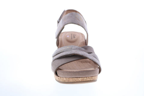 Clarks Un Capri Walk Combi 26149661 Womens Brown Leather Wedges Heels Shoes