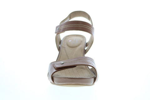 Clarks Un Palma Vibe 26149690 Womens Brown Wide Leather Strap Heels Shoes