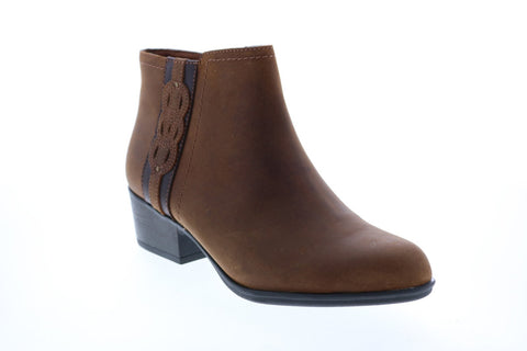 Clarks Adreena Lilac 26153061 Womens Brown Leather Zipper Ankle & Booties Boots