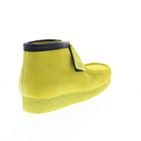 Clarks Wallabee Boot 26162470 Mens Yellow Suede Lace Up Chukkas Boots
