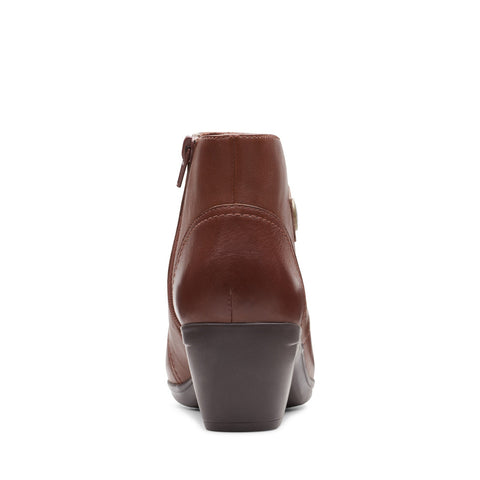 Clarks Emily Calle 26162488 Womens Brown Leather Ankle & Booties Boots