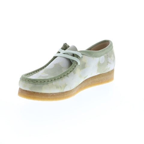 Clarks Wallabee 26166166 Womens Green Suede Lace Up Chukkas Boots