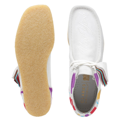 Clarks Wallabee Boot 26167978 Mens White Suede Lace Up Chukkas Boots