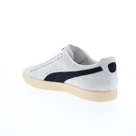 Puma Clyde Hairy Suede 39311501 Mens Gray Suede Lifestyle Sneakers Shoes