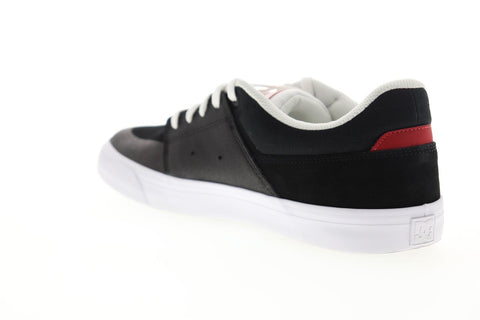 DC Wes Kremer ADYS300315 Mens Black Suede Lace Up Athletic Skate Shoes
