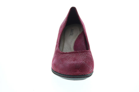 Earth Inc. Bijou Suede Womens Burgundy Slip On Pumps Heels Shoes