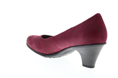 Earth Inc. Bijou Suede Womens Burgundy Slip On Pumps Heels Shoes