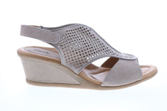 Earth Inc. Dalia Soft Buck Womens Beige Leather Strap Wedges Heels Shoes