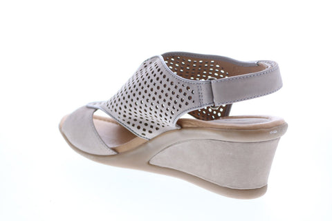 Earth Inc. Dalia Soft Buck Womens Beige Leather Strap Wedges Heels Shoes