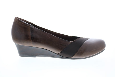 Earth Inc. Elderberry Wedge Womens Brown Leather Slip On Pumps Heels Shoes