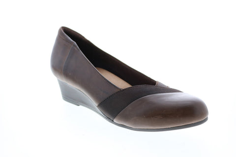 Earth Elderberry Wedge Womens Brown Leather Slip On Wedges Heels Shoes