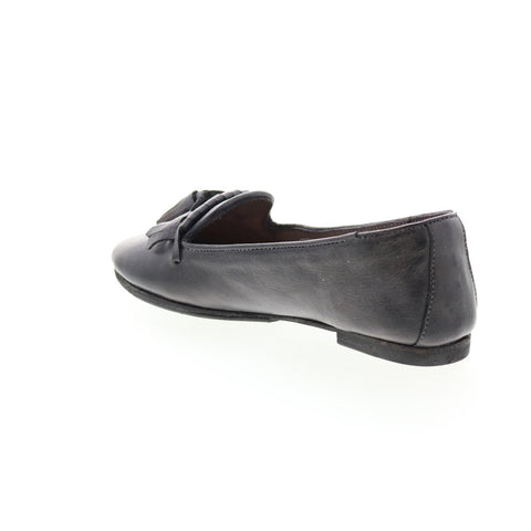 BedStu Suzanne F301614 Womens Black Leather Slip On Loafer Flats Shoes