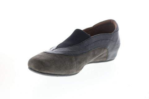 Earthies Ferro Suede Flat FERRO-DGY Womens Gray Loafer Flats Shoes