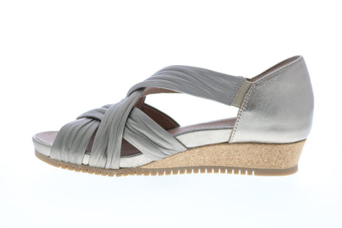 Earth Inc. Ficus Gemini Metallic Womens Gold Leather Strap Sandals Shoes