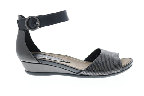 Earth Inc. Hera Textured Womens Gray Leather Strap Flats Shoes