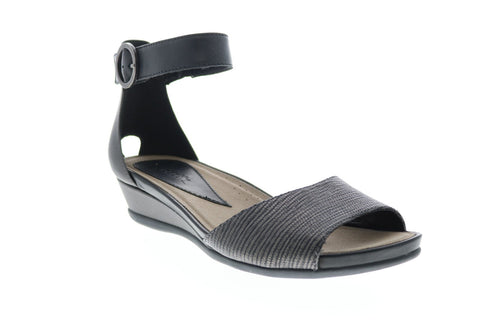 Earth Inc. Hera Textured Womens Gray Leather Strap Flats Shoes