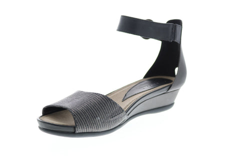 Earth Inc. Hera Textured Womens Gray Leather Strap Flats Shoes