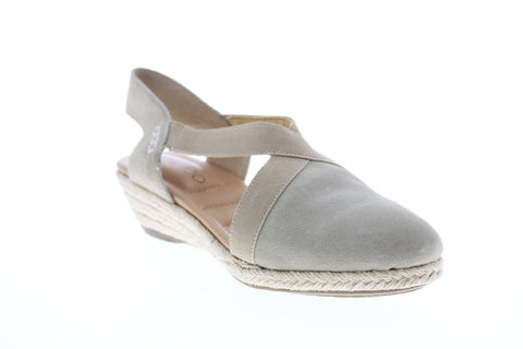 Me Too Nissa Closed Toe Elastic Wedge Womens Beige Wedges Heels Shoes