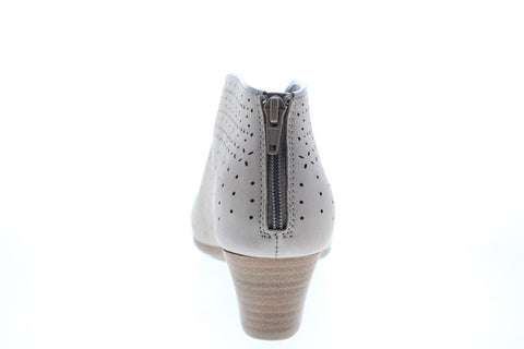 Earth Inc. Calgary Quebec Soft Buck Womens Beige Leather Ankle & Booties Boots