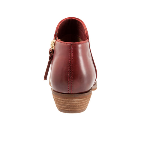 Softwalk Rocklin S1457-601 Womens Red Leather Zipper Ankle & Booties Boots
