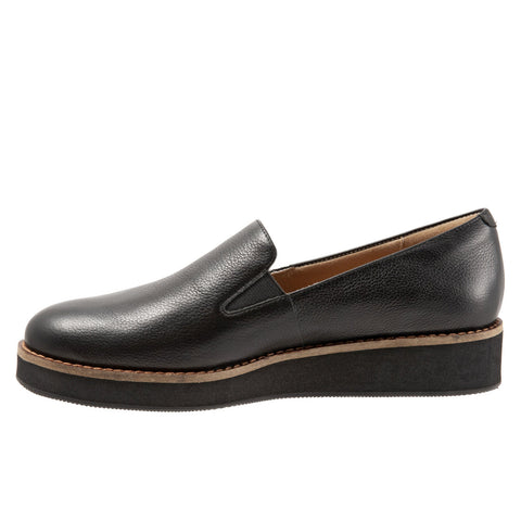Softwalk Whistle S1810-006 Womens Black Leather Slip On Loafer Flats Shoes