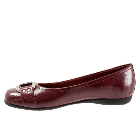 Trotters Sizzle Sign T1251-654 Womens Burgundy Extra Wide Ballet Flats Shoes