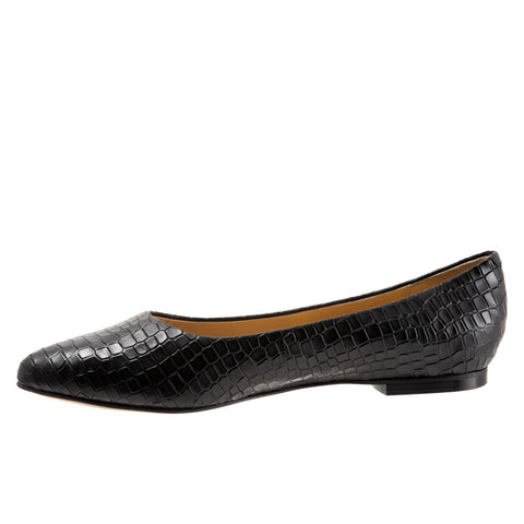 Trotters Estee T1556-011 Womens Black Extra Wide Leather Ballet Flats Shoes