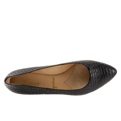 Trotters Estee T1556-011 Womens Black Extra Wide Leather Ballet Flats Shoes
