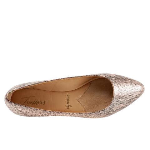 Trotters Estee T1556-232 Womens Brown Extra Wide Leather Ballet Flats Shoes
